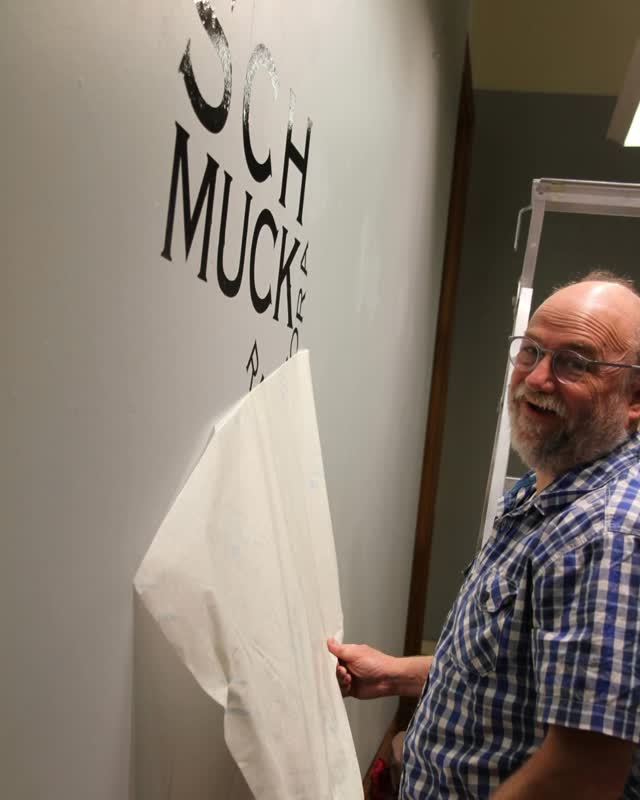 Opening of Schmuck Rangiora, exhibition runs until 23 April, many thanks to the Artists. @becky_bliss_jewellery @angus_goodwin @juliehassallart @louise_hill_artist @long_johns_silver @annaclaireartjewellery @sea.drift.studio #artswaimakariri #visitwaimakariri #waimakaririlibraries #chambergalleryrangiora #schmuckrangiora2026