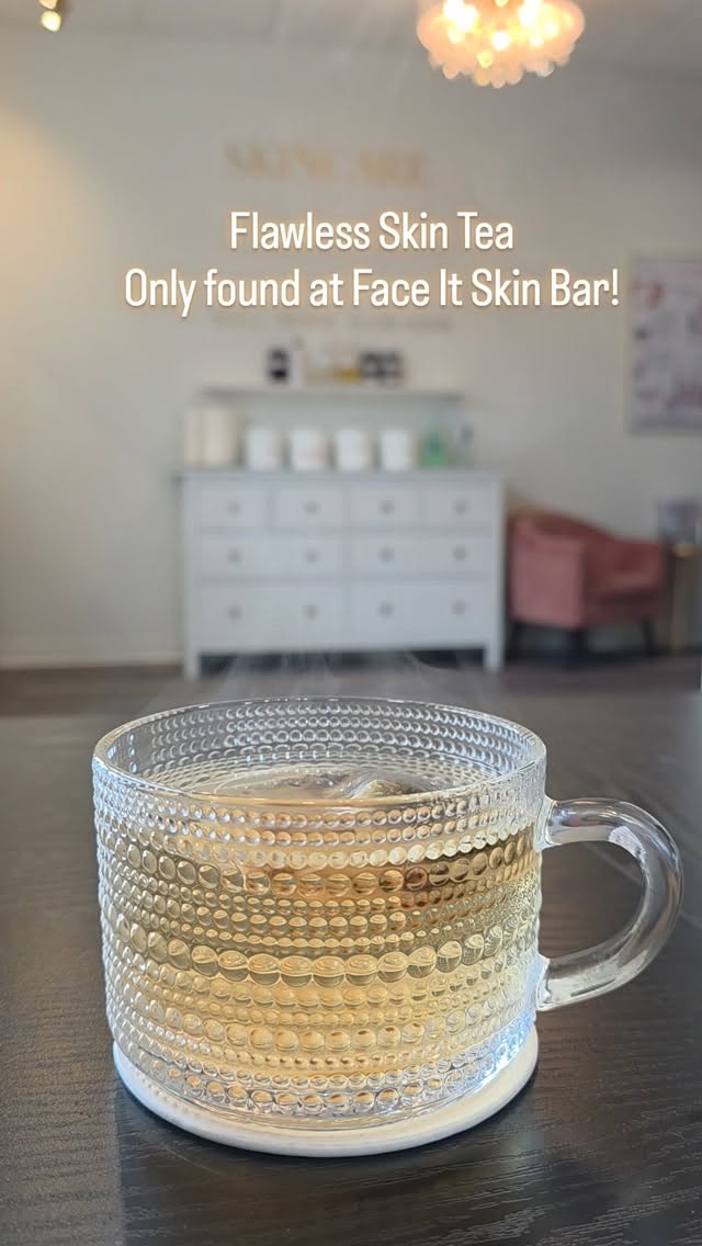 NEW!!!
Flawless Skin custom tea is made with the same ingredients as in our skin care! Tea is a great way to stay hydrated, so iced or hot you're now able to drink your skincare!
Key ingredients: Shisandra berry found in our Raspberry Clay Mask, got kola & rose petal found in all products, and mint that's also in our Hydra Drench Face Mask.
These ingredients support skin collagen from the inside out.
Made in collaboration with @serene_self_sage
Client reviews are in and it's deemed, "delicious."
Come have a cup with us today from 11-4!
Face It Skin Bar & Refillery
14679 SE Sunnyside Rd Suite E. HV
#FaceItSkin #tea #skincare #esthetician #happyvalleyoregon
@elegantbeautyelc
@haus_of_noir_aesthetics @enviestudiopdx