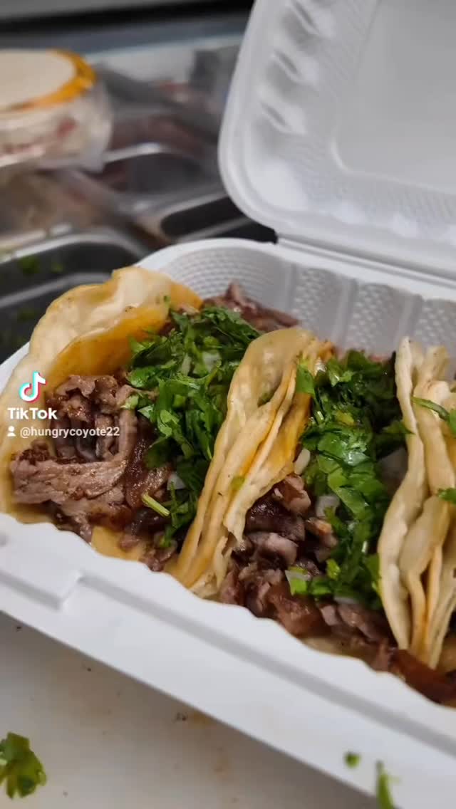 #newburghny #tacosmexicanos #TACOSDETRIPA #TACOSLENGUA #TACOSASADA