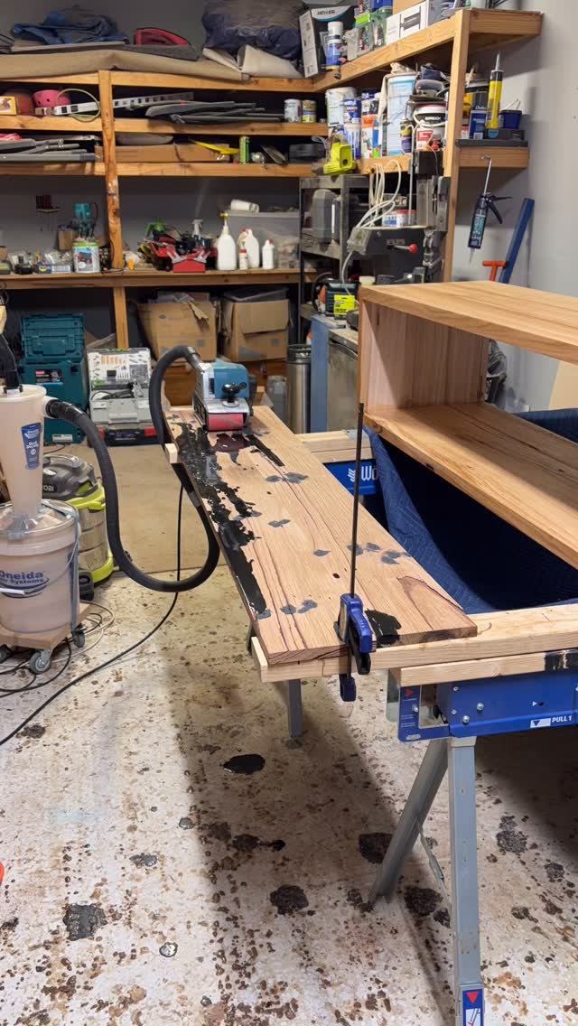 Sanding off some resin and then filling again on the other side. This fold down door is almost ready to go into the floating tv unit and the off to its forever home 👌
.
.
.
.
.
#interiordesign #bespoke #tvunit #furnituredesign #trending