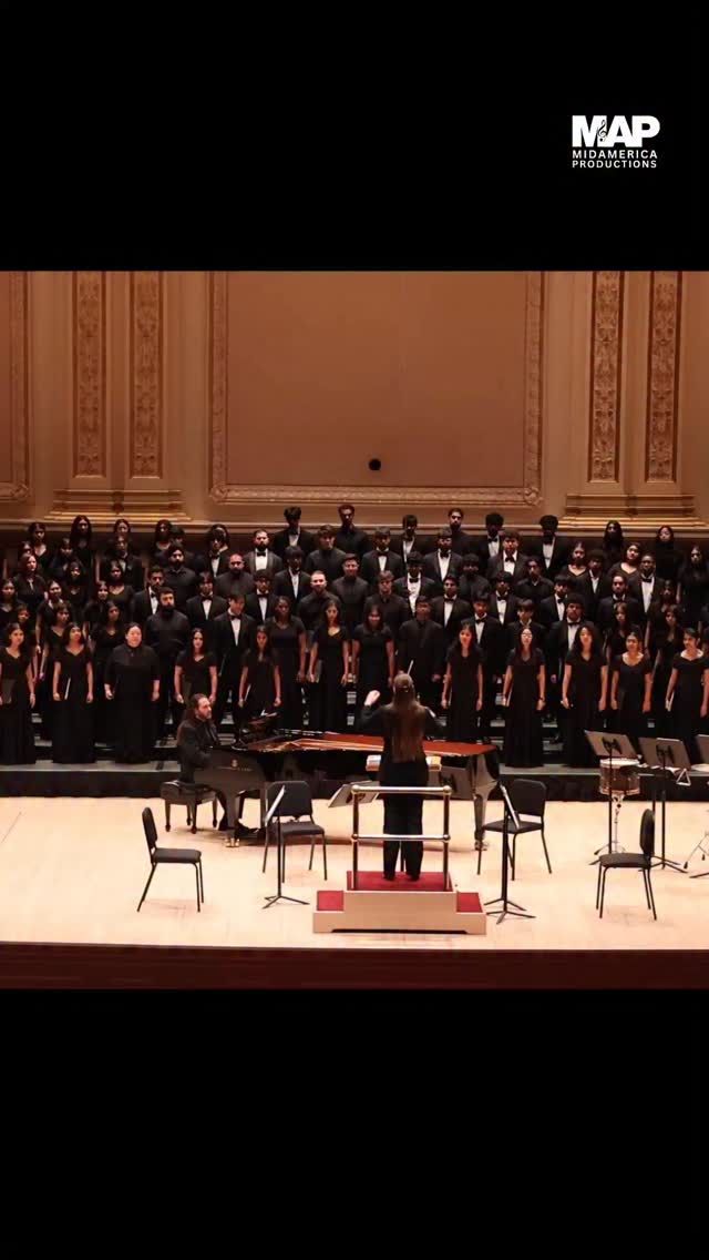 ✨ An inspiring and expressive performance of Where the Light Begins by Susan LaBarr at Carnegie Hall on Saturday, March 21, 2026 at 8:30 PM.
Under the direction of Regina McElroy, and featuring James Lubrano at the piano, the John P. Stevens High School A Cappella Ensemble delivered a performance filled with warmth and beauty. 🎶✨
#CarnegieHall #ChoralMusic #OntheMAP2026