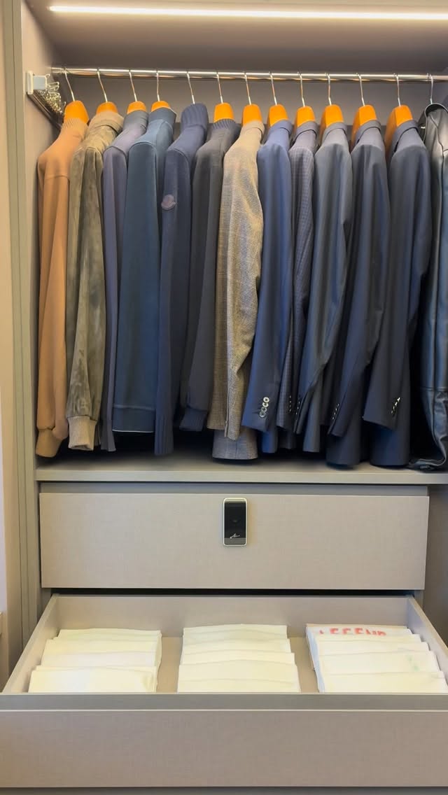 Parte 1 de um closet masculino!
#PersonalOrganizer #Organização #DicaDeOrganização #closet #homem