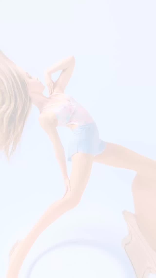 🌷A little Easter Day reminder🌷
You can feel beautiful and dance brilliantly while making a more sustainable choice. My “eco” SAB style skirts (not the most creative name… but it does what it says) are designed with both the planet and your performance in mind.
Because elegance should never come at the Earth’s expense. Handmade from fabric which uses regenerated nylon yarn. ♻️
The colours are dreamy, the sizing is inclusive, the styles flattering.
And theres 15% discount til 11pm tomorrow bst. Happy Easter 🥰
#fredasilk #ecodancewear #sustainabledancewear #sustainablesportswear #balletskirt