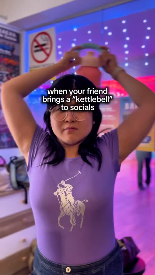 we’re so fit fr 🙂↕️ *no kettlebells were harmed in the making of this video.
COME JOIN OUR CHAOS!
📍 Every Friday, 9pm, Havana TTDI @klswings
#klswing #lindyhop #socialdance #community #gymgirlie