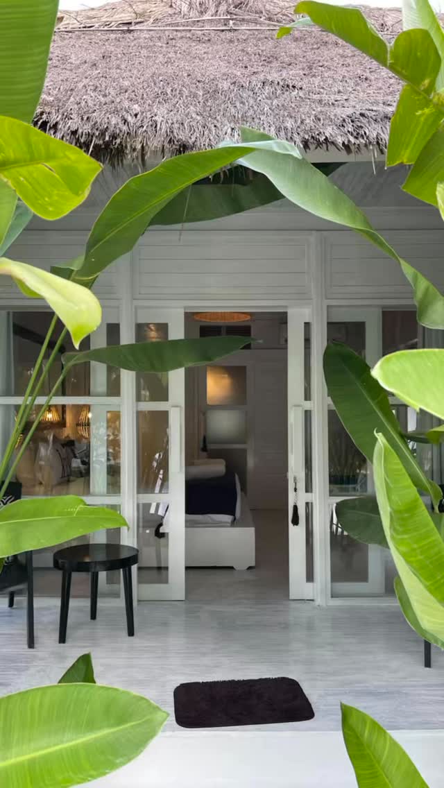 This is how aesthetic our room is, we prioritize not only aesthetics but also comfort-plush, soft mattresses, rooms with high ceilings, and a layout that fosters a sense of comfort