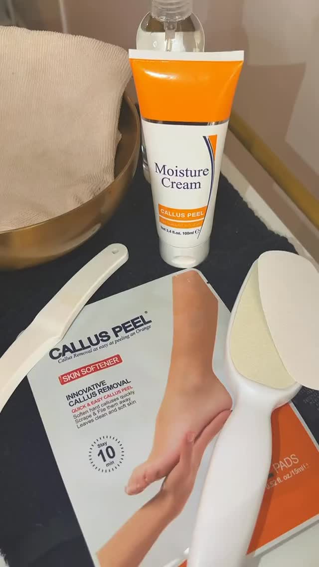 Our new callus peel treatment to remove that dry hard heel skin followed by a lovely foot and lower leg massage.
Book yours now at http://rubymoon.booksy.com
Just £40