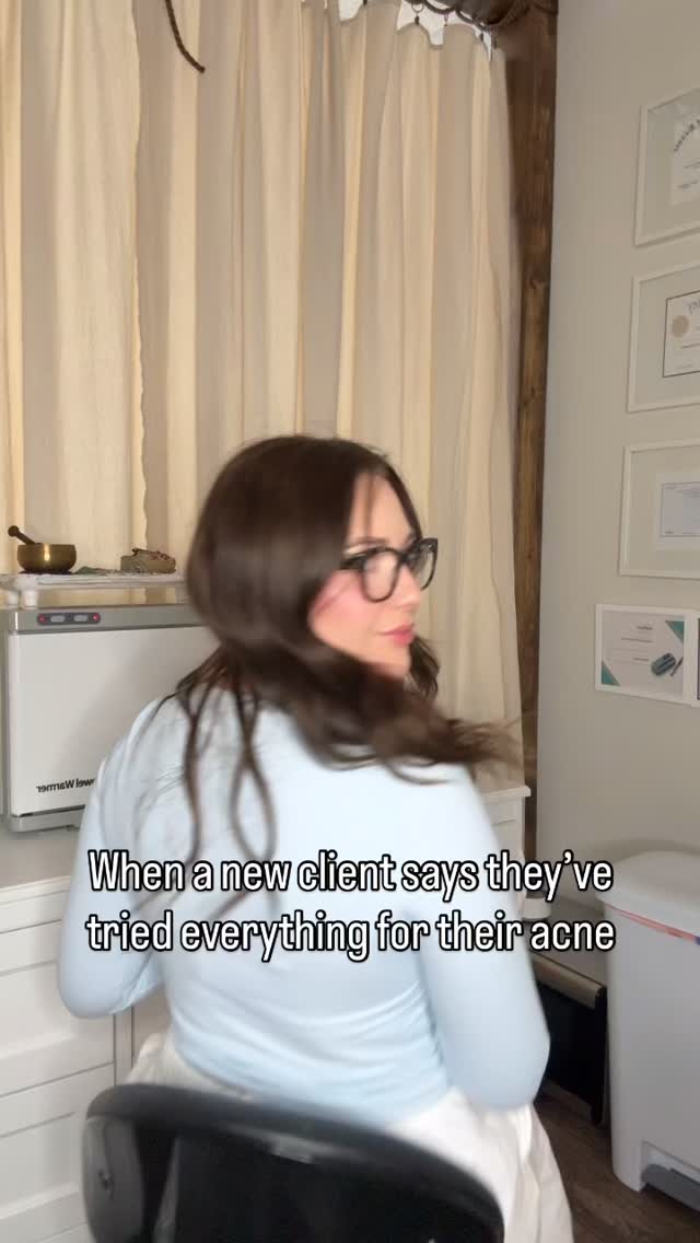 But you haven’t tried acne bootcamp with me!!📢
Clear skin is possible in 3-5 months with Acne Bootcamp🩵
Acne bootcamp is the opposite of a “bandaid” approach. It uses science based evidence to holistically clear your acne from the root cause. We aren’t just treating the acne- we are treating the inflammation, hormones, and life style triggers that are causing it.
I’ve cleared sooo many clients who have felt like they “tried everything” from antibiotics, to harsh topicals to accutane.
To get started with bootcamp book the Acne Facial. At your first appointment we will go over a bootcamp packet that has lots of information about acne and resources. I’ll customize a skincare routine for you that’s 100% acne safe and barrier repairing. The products will cost around $300.
Then you’ll come in biweekly for a bootcamp facial ($109) and make lifestyle and diet changes at home!
If you’re ready to finally get results with your skin and not just an empty promise book a facial with me!🩵 I can’t wait to meet you!