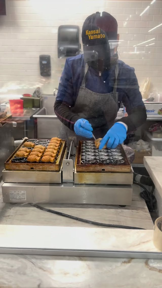 🐟Taiyaki at Times(kahala)
📍Address KansaiYamato cafe
1035 University Ave Honolulu HI 96826
Business hours 7 days 8:00-16:00
😉You can find our mochi here 👇👇
📍:shop (kansai Yamato) Times kahala
📍:shop(kansai Yamato ) Times Beretania
📍:shop(kansai Yamato) Times Aiea
📣Delivery to Don Quijote , Times, Marukai, Sam’s club, CVS, Nijiya, Palama, Tokyocentralhawaii, DonDonDonki
🛵 Order Kansai Yamato
⭐️Uber Eats
⭐️Grab
⭐️DoorDash
🌸🌸🌸for order ❤️🌸🌸
📌email: email@kansaiyamato.com
☎️ :8088381355
IG : kansaiyamato.hawaii
FB : KansaiYamato Corporation
🚁 We share a parking lot with Nijiya 1 hours for free
🤙🤙Thank you so much for all support ❤️
:
:
:
:
#hawaii #waikiki #honolulu #yummy #dessert mochi waikiki supportlocal japanesefood hawaiilife hawaiianfood