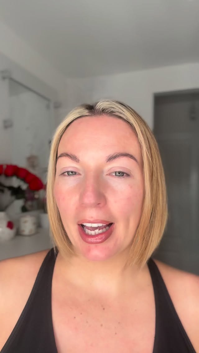 Well this tested my patience 😬
#colourcorrection #orangefoundation #foundationtips #makeuptutorial #purplecolourcorrector