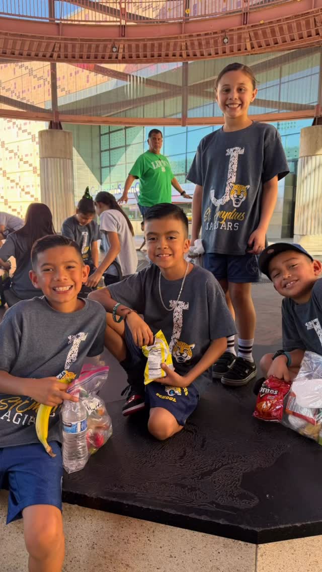 Third, Fourth, and Fifth Grade’s Field Trip to the Science Center! 🔬🥼🧬🔭👩🏽🔬👨🏻🔬 Our Jaguars enjoyed building and launching their own rocket ships. 🚀
#stemydiuscatholicschool #jaguarstrong #fieldtrip #sciencecenter #launchingrockets