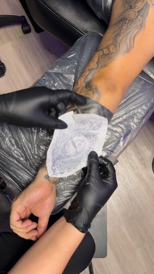 Austin -TX
booking & tattoo inquiries 📲 DM me
www.tatitattoo.ink
#austin #atx #tattooartistaustin #tattooaustin