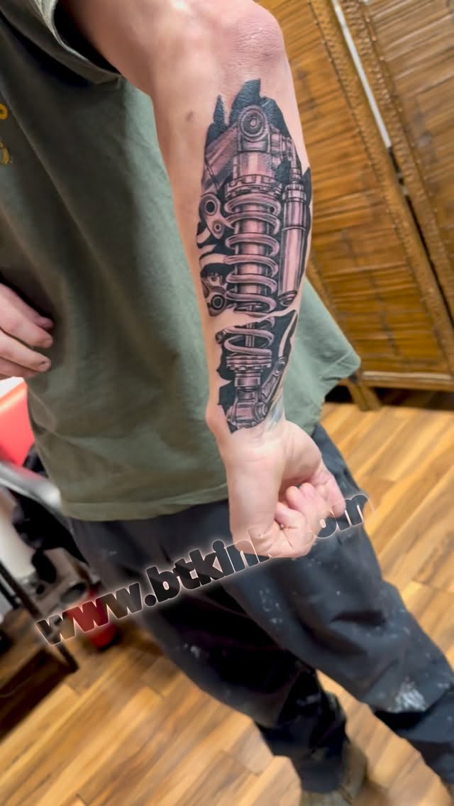 Cool ass back of the forarm jamโ full sleeve in progressโ so stay tuned ๐. #btkink #genevany #billythekidmeyers #inkmaster #awardwinning