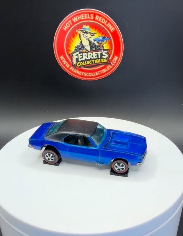 🔥 Redline Custom Camaro 🔥 This is one I took straight off my own Sweet 16 display. Just want you all to know I am a collector first, dealer second. 😉
#hotwheelscollector #hotwheelsredlines #hotwheels #hotwheelsaddict #hotwheelssweet16