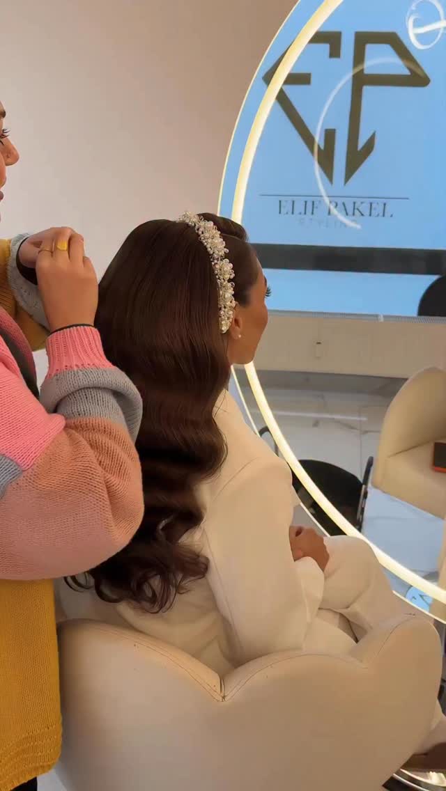 Meine wunderschöne Braut 🥰🥰
#hairstyle #tutorial #braut #hair #instagram