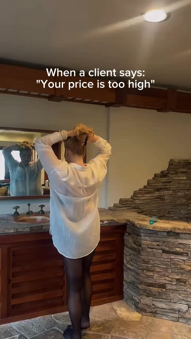 âYour price is too highâ is not a no. Itâs an opening.
Most people panic when they hear it. They defend.
They over-explain. They drop the price before the client ever asks.
Thatâs how you lose authority and money in the same breath.
Hereâs exactly what to do instead:
1ď¸âŁ Lead with empathy, not ego đ¤
âI appreciate you being honest about that. It
can feel like a big investment at first.â
Stay calm. Stay grounded. Donât let the tension make you shrink.
2ď¸âŁ Ask what âhighâ actually means đŻ âHigh compared to what?â
Then stop talking. Let them answer. The silence is doing the work.
3ď¸âŁ Find the real objection đ
âIs this about cash flow right now, or are you unsure
this is the right solution for you?â
Price is rarely the real issue. This question finds what actually is.
4ď¸âŁ Bring it back to the cost of staying stuck đ¸ Remind them of the problem they came to you with.
Then ask: âWhat is that currently costing you in time, money, or missed opportunities?â
Now your price isnât competing with their problem.
5ď¸âŁ Offer flexibility without discounting đĄ
âIs there a way we could structure this
so the investment feels more comfortable?â
Payment plans arenât weakness. Dropping your price without question is.
6ď¸âŁ Anchor back to the result they want anyone. â
âYou told me your goal is X. Which option gets you there fastest?â
Keep the focus on the outcome, not the number.
The goal isnât to convince anyone.
Itâs to lead them to clarity.
Because a client who understands the value never argues the price.