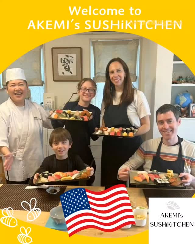 We welcomed a family of four from New York, who had just arrived at Haneda this morning.
The children were very enthusiastic, showing no signs of jetlag at all!
They were happy to see shrimp and salmon, which they said is their favorite neta.
Every plate is an original, so seeing how they turn out is part of the fun.
Thank you all for coming!
☆Fun sushi making lesson☆
For reservations and more information, check the URLs in our profile: @akemis_sushikitchen
NYから 今朝、羽田に到着したばかりのご家族4名をお迎えしました。
時差ボケを感じる暇もなく(?)やる気満々の子どもたち。
「一番好きなネタ!」という海老とサーモンを喜んでくれました。
それぞれ個性的なプレートで、出来上がりを見るのも楽しみの一つです。
ご来店、ありがとうございました!
ご予約や詳細は プロフィール @akemis_sushikitchen 内URLをチェックしてください
#Tokyo #SushiLesson #EdomaeSushi #SushiMakingLesson #JapanTravel