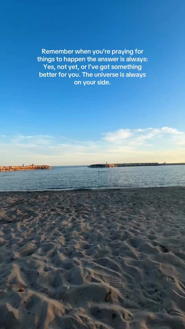 Heard this quote and it stuck with me. Trust me when I tell you that things work out for you in the best way possible when you continue to show up authentically for yourself 💫
