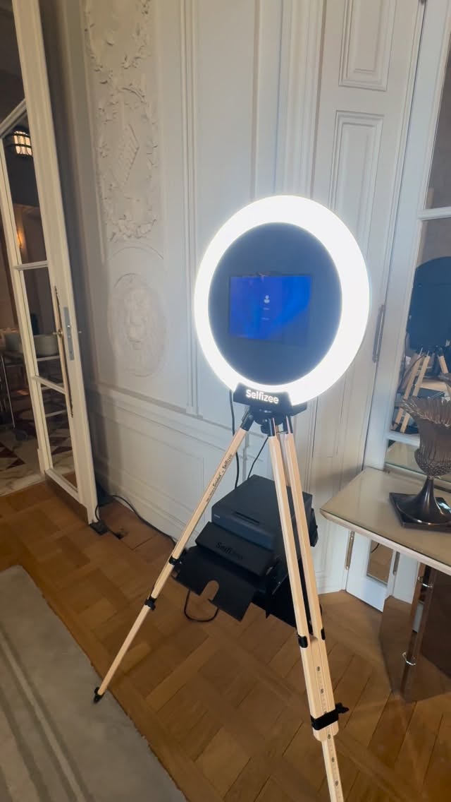 Notre photobooth intervient aussi à Paris 📸