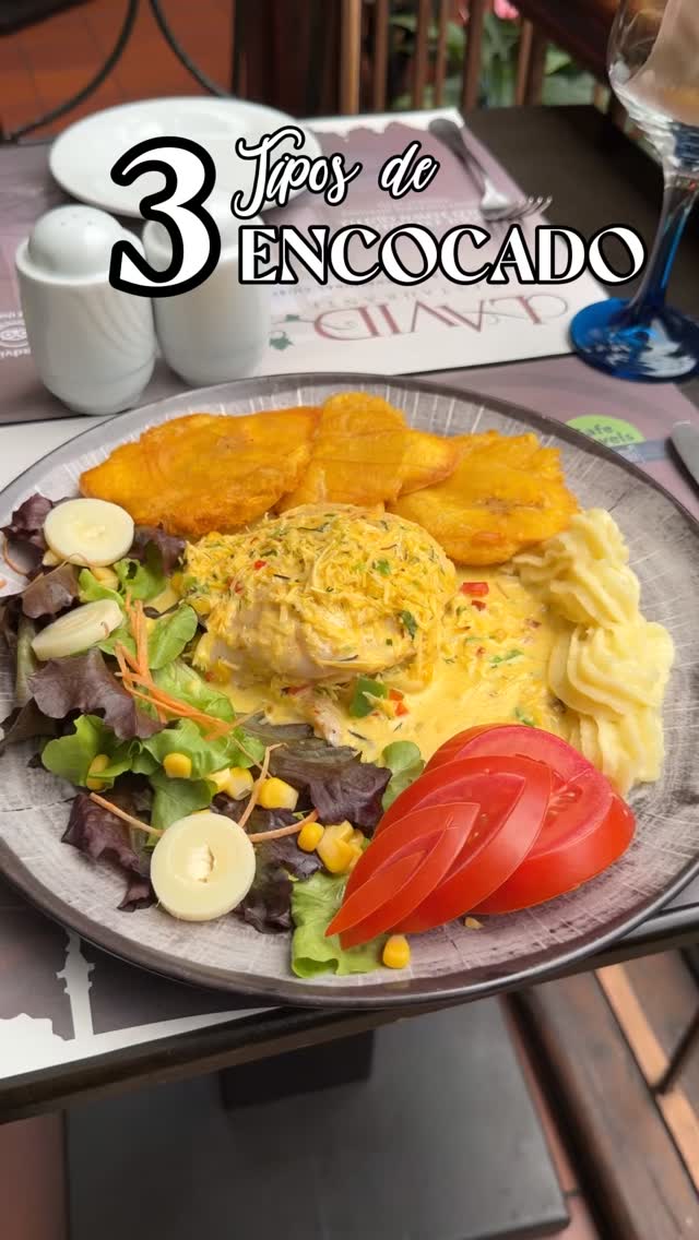 El encocado ecuatoriano llega a Lavid en tres versiones: camarón, corvina y opción vegana. Una receta del Pacífico que mantiene su esencia y sabor tradicional.
#Encocado #GastronomiaEcuatoriana #ComidaCosteña #QuitoFood #Lavid