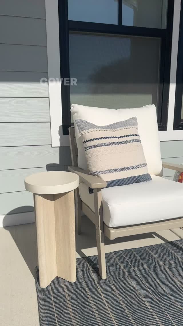 Spring is lookin DASHing here in Lewes… 😉💁🏼♀️
If you’re looking for a porch upgrade in time for summer - reach out! I am a Polywood designer & would love to help!
#dashandalbert