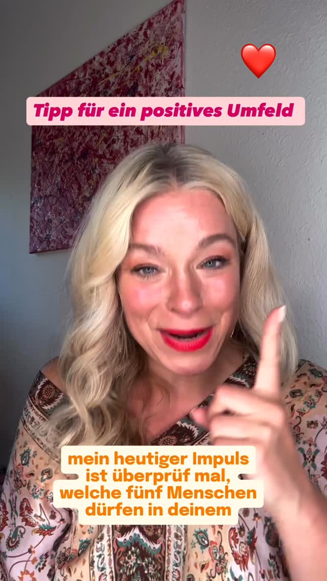 Jim Rohn hat mal gesagt: Du bist der Durchschnitt der fünf Menschen, mit denen du die meiste Zeit verbringst.
Ich denke daran oft. Ich finde es herrlich!
Wer darf in deinem Leben mehr Raum einnehmen?
☁️
Deine Caterina