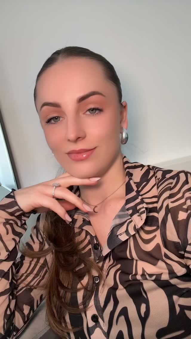 Nur du selbst entscheidest wie schnell wir deine Haut verbessern können. Das wichtigste bei Hautveränderung ist die eine kontinuierliche Skincaroutine zu Hause und Vertrauen zu uns. Wir wissen dass ein rotes Gesicht nicht immer in den Kalender passt. Aber nur du hast selbst in der Hand wie schnell wir zum Ziel kommen. #skincare #badenbeiwien #hautpflege #hydrafacial