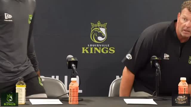 Here’s HC @itschrisredman & QB @chandler4 of the @uflkings speaking to the media following the teams 19-9 loss to the @uflstorm last night in Orlando.
Quick turnaround tho for both teams as they play each other next Friday April 10th 8pm at @lynnfamilystadium .
@ufl
#football #louisville #ufl #kings