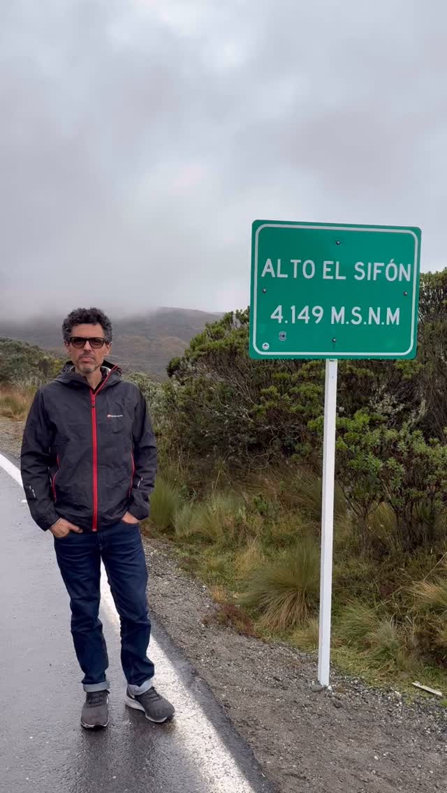 In situ introduction of the Alto del Sifon, Colombia at 4149 mts of altitude.
•
•
•
•
•
#cyclingculture #outsideisfree #kom #cyclingshots #wymtm