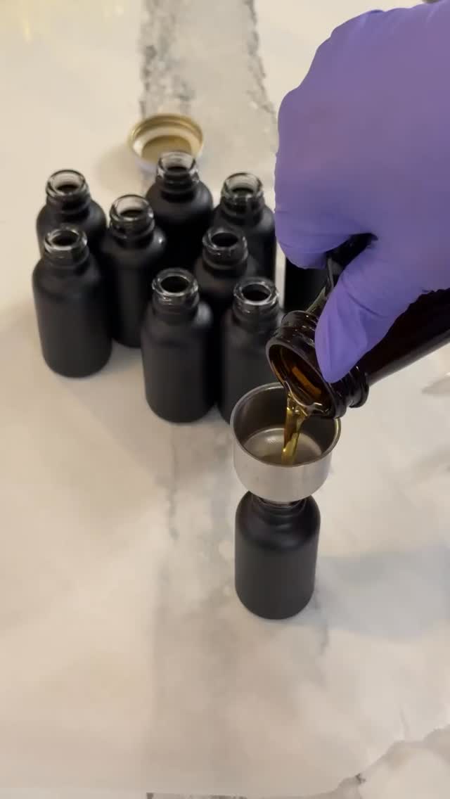 My beautiful people come see us this weekend at the Nashville Flea Market at the Nashville Fairgrounds. We're in booth 48 Friday and Saturday from 8 to 5 and Sunday 8 to 4.#nashvillefleamarket #bodycare #smallbusiness