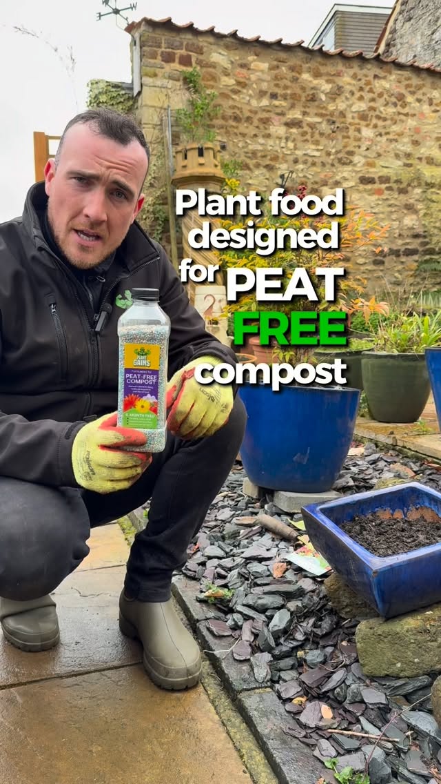 Introducing our Plant Gains 6-Month Feed 🌱
A slow-release fertiliser made for peat-free compost, giving your plants balanced nutrition for up to 6 months from just one application.
It’s specially designed to avoid overfeeding, with added calcium, magnesium and trace elements to support strong roots, healthy growth and better flowering.
Just mix into your compost at planting and let it do the work — no constant feeding needed.
Stronger plants, better colour and more resilience all season long ✨
peatfree | plants | flowers | gardening | springgarden