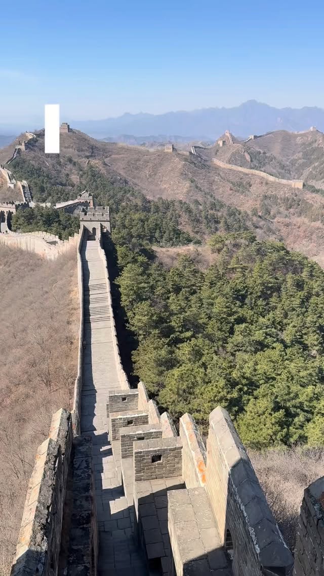 Go somewhere unfamiliar. Come back different. ✨
#solotraveling #blackgirltravels #chinachronicles🇨🇳 #greatwallofchina