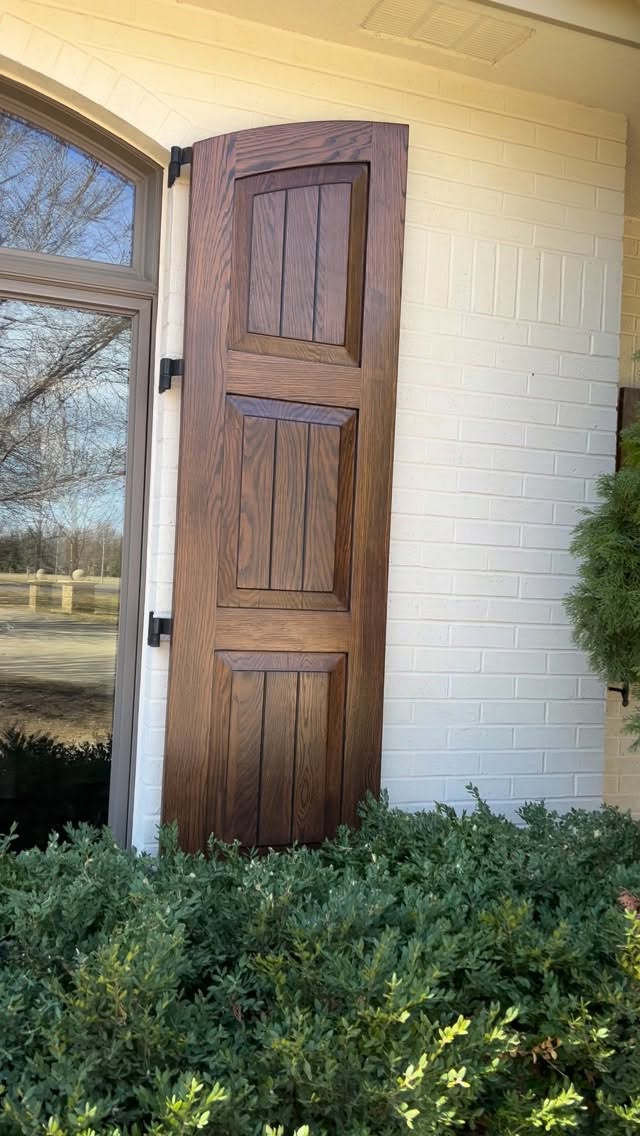 Staining all done and SHE IS BEAUTIFUL! CALL OR text for your Free Estimate 605 401 9855 ian@3pointpainting.com #3pointpainting #siouxfallspainter #interiorpainting #exteriorpainting #3ppstaining