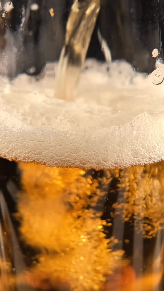 Dieses Geräusch… 🍺
Wenn das Bier ins Glas fließt…
Sag ehrlich:
👉 Du willst jetzt eins, oder?😅🍻
——————•
#goslar #beer #bier #altstadtgoslar #steak
——————•
MÜLLER – Restaurant in Goslar
Das beste Restaurant in Goslar