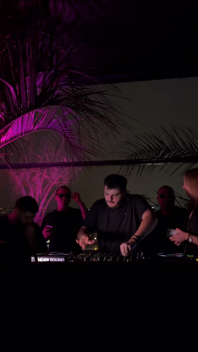 @native_p._music taking his remix of “Kuqala” to the dancefloor in Georgia 🇬🇪🖤
He takes @xinka.ofc & @tabiasongbird’s original and pulls it deep into Afro tech territory. Tabia’s emotive vocals wrapped in a dark, hypnotic groove and heavy low-end energy.
Dense, immersive, and made for serious sound systems and late-night floors. Seeing it do exactly what it was built to do is a beautiful thing.
“Kuqala (Native P. Remix)” drops tomorrow on Afrosteria.
#Afrosteria #NativeP #Kuqala #AfroTech #DeepAfro