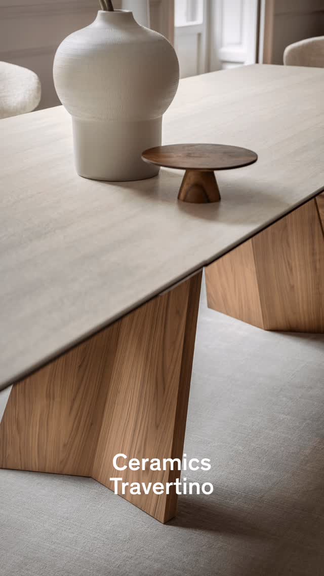 Designed by: Calligaris Studio & Archirivolto
איקרו בשילוב רגליים בגוון אגוז הקאנלטו החמימות מחבקות עם משטח קרמיקה בגוון וטקסטורת טרוורטין.
כתבו לנו אם אתם מעוניינים בפרטים נוספים או עקבו אחרינו לקבלת השראה.
.
הקולקציה המלאה ורשימת הסניפים מחכים לכם בקישור שבפרופיל שלנו: (Link in Bio) @calligaris_israel
www.turgeman.co.il
.
#קליגריס #דן_דיזיין_סנטר #עיצוב_פנים #ריהוט_איטלקי #calligaris