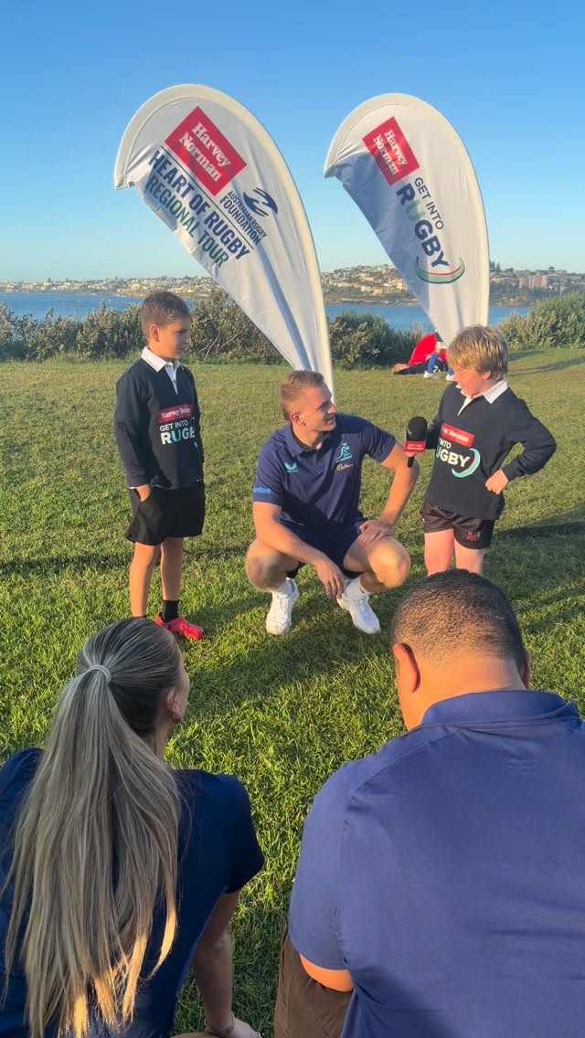 Reed & Jackson asking @max.jorgensen the hard questions with some interesting answers from Jackson π
Well done boys β€οΈπ€
@nsw_juniors
