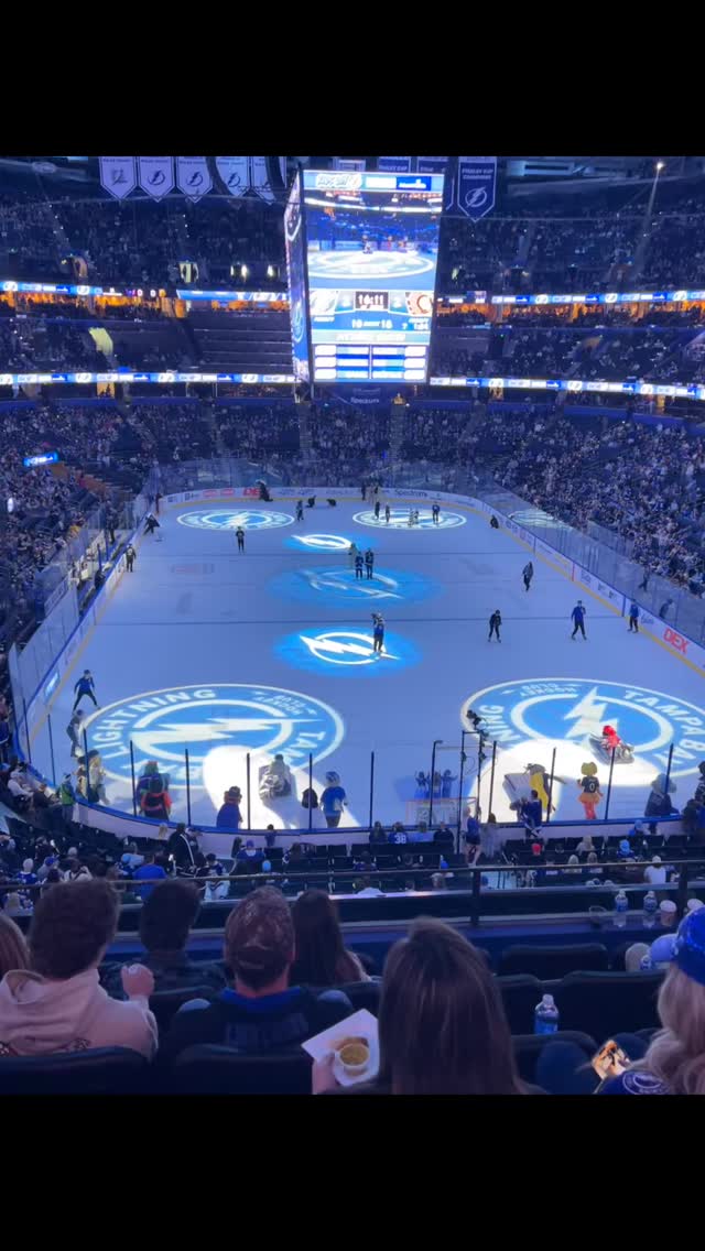 Happy birthday Thunderbug! 🎂
Way to go Team Tampa! #tampa #gobolts #tampabaylightning #tampabaybuccaneers #tampabayrays