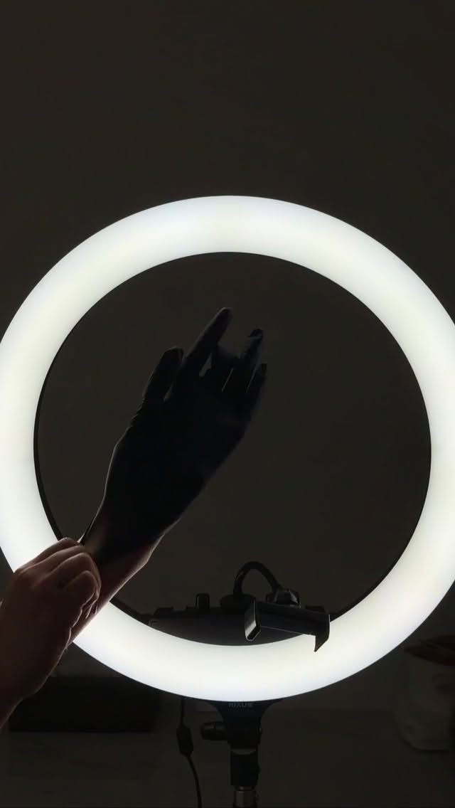 At La Liberté Endosphères Therapy helps drain extra fluid, smooths cellulite and makes you feel lighter - all gently and comfortably.
Summer’s coming.. ❤️🔥
just DM us or tap the link in bio to book a session.
@liberte.beauty.boutique
Hopland 59, Antwerp🇧🇪