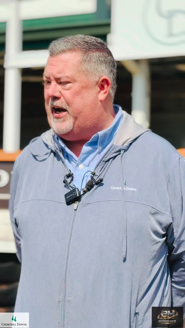 Here’s @derbymedia speaking to the local media outlets about the up coming @kentuckyderby & Oaks races.
He also talks about the history behind the sign changing and more.
@churchilldowns
#derby #kentuckyderby #horseracing