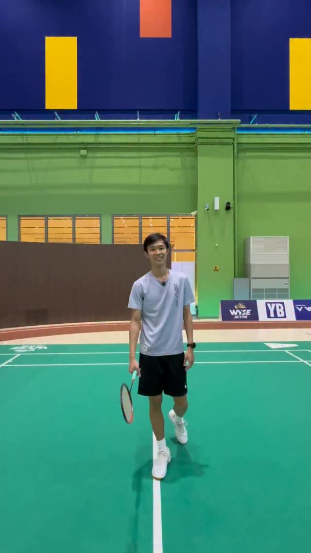 Today we learn how to do the Malay Step or the Hop Step to take your overhead shots. We also covered 2 key points to take note of when executing the Malay Step.
#singaporebadminton #sgbadminton #badmintonskills #badmintonplayer #badmintontips