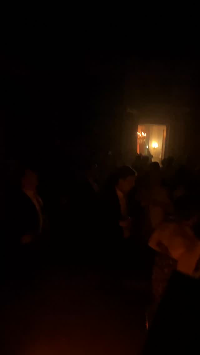 Last song of the night at the stunning @villadimaiano - Florence, Italy.
Electric energy on the dance floor with Tina Turner's classic 'Proud Mary' sending us off.
What a wedding this was! Jam packed dance floor all night long, huge party vibes throughout!
Looking for a band for your wedding? Get in touch now to secure your date!
#weddingband
#functionband
#destinationweddingband
#weddingbanduk
#ukweddingband