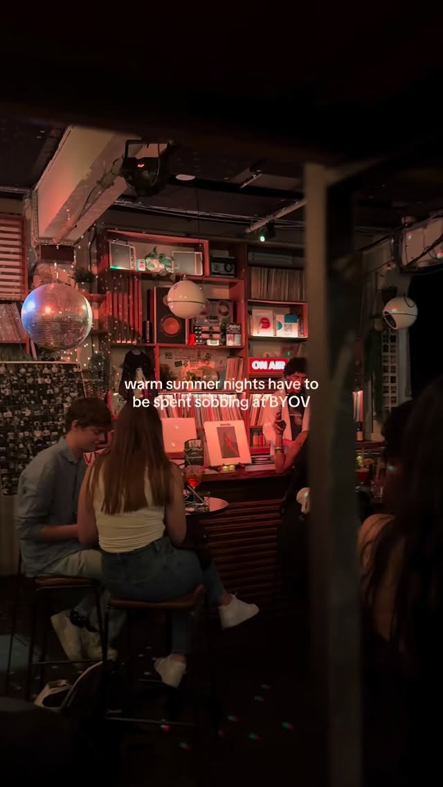 absolutely no self control left when you hear this on vinyl
📍Bring Your Own Vinyl (BYOV) by Majoris Music
Every Wednesday, 7pm till 11pm
#frankocean #selfcontrol #BYOV #vinyldays