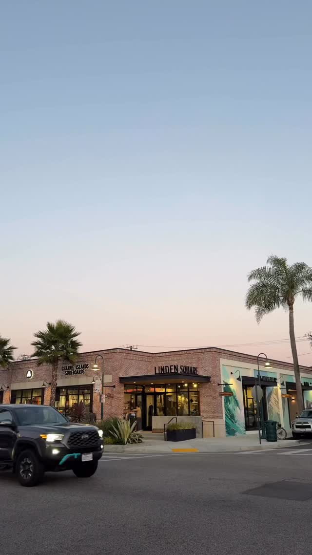 Last night at Linden Square 🌊🎬
Stab in the Dark premiered in collaboration with Channel Islands Surf Shop — bringing surf, film, and community together in the courtyard.
Thanks to everyone who came out and made it special.
@cisurfboards @stab @linden_square
#StabInTheDark #ChannelIslandsSurfboards #LindenSquare #Carpinteria #805Living SurfCommunity SurfCulture