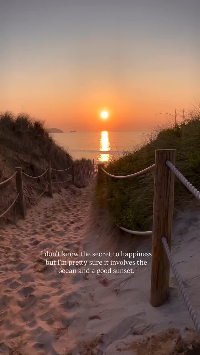 Cannot beat a good sunset 😍
#sunset #sunsetloversgram #beachdays
