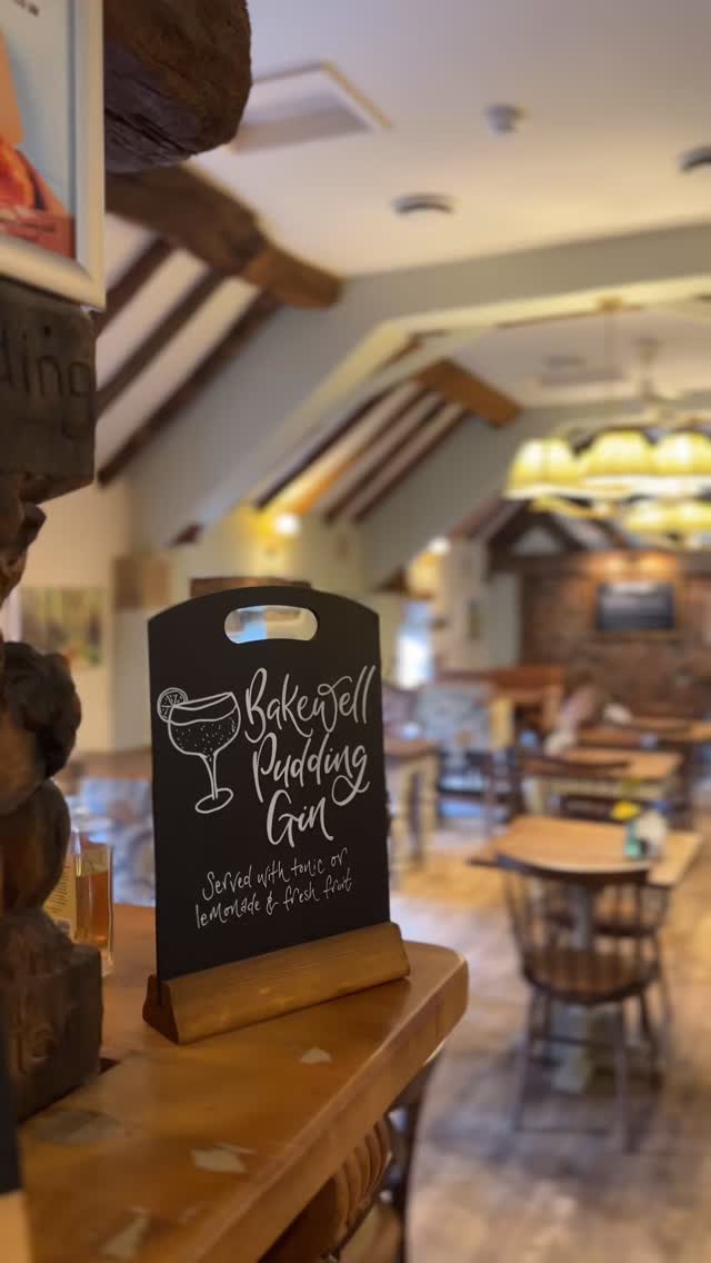 🐰 Hop into the Bakewell Bunny Trail this weekend! 🐰
Before you start your adventure, fuel up at our restaurant upstairs 🍽️ A delicious menu packed with hearty dishes for the whole family
‼️ Fun fact: you can collect your trail map and gingerbread bunny from any counter inside the shop, including the restaurant!
Make it a tasty start to your Bunny Trail adventure! 🥕✨
#bakewellbunnytrail #halftermactivities #easterweekend #theoldoriginalbakewellpuddingshop
