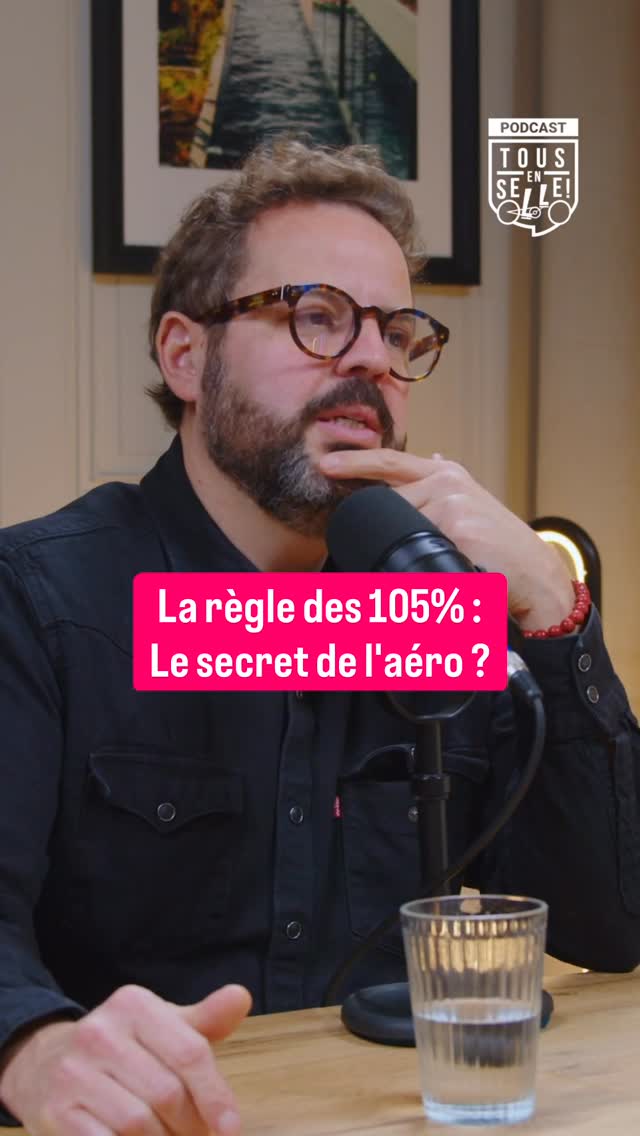 Tu veux optimiser ton aérodynamisme sans changer de vélo ? 🤔
Dans ce nouvel extrait, on plonge dans la technique avec la fameuse règle des 105%. 📏
L’idée est simple : pour un flux d’air optimal, la largeur externe de ta jante doit être égale à 105% de la largeur de ton pneu. Une optimisation de pointe pour gagner ces précieux watts quand on recherche la performance pure ! 🚀
Mais attention... avant de sortir le pied à coulisse, n’oublie pas le reste ! 😅 Comme l’explique Jean-Philippe de @211cycles, si tu roules avec la barbe au vent ou le maillot grand ouvert, tes jantes aéro ne te sauveront pas. 🧔♂️👕
C’est une question de détails et de cohérence : l’optimisation ultime pour ceux qui ont déjà soigné tout le reste !
Et toi, tu es plutôt du genre à traquer le moindre watt ou tu privilégies le confort et la polyvalence ? Dis-le nous en commentaire ! 👇
🎙️ Extrait de l’épisode « Le vélo polyvalent n’existe pas ? » de Tous en Selle
🔗 Lien en bio pour écouter l’épisode complet.
Épisode soutenu par la Fédération française de cyclotourisme @ffvelo_officiel