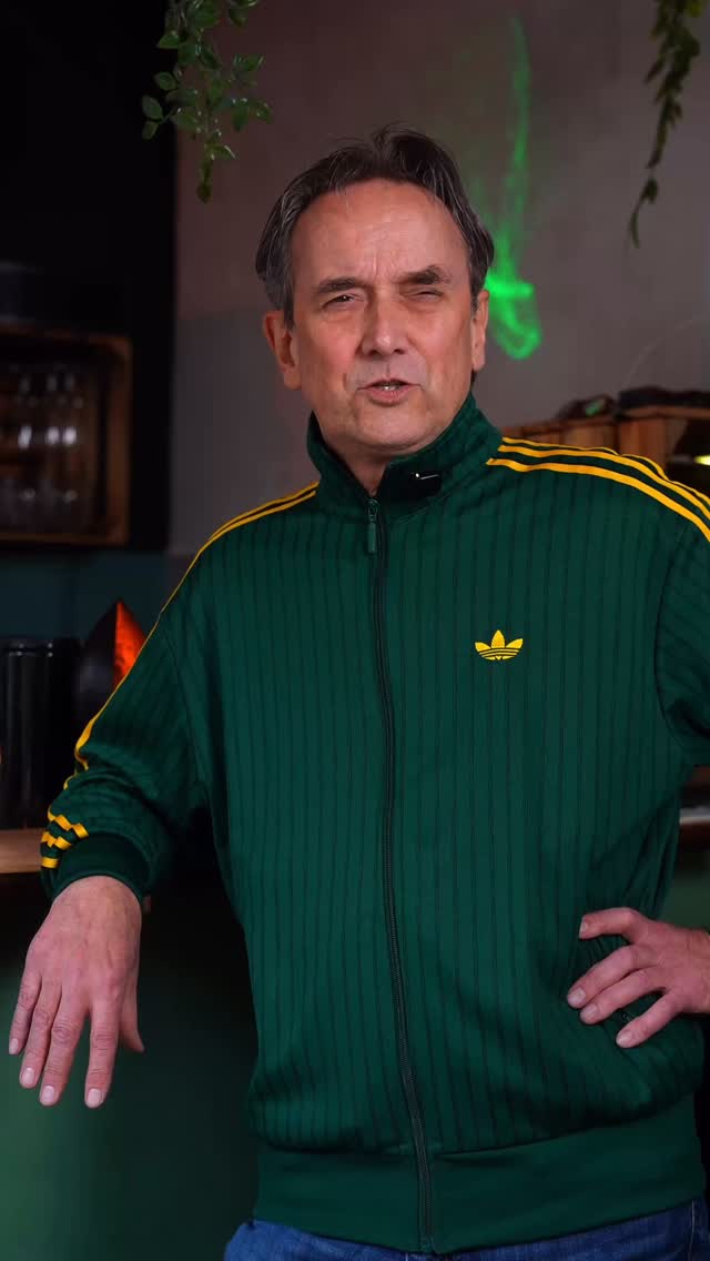 Wie würdest du Totti´s in einem Wort beschreiben? 🍋
Schreib es in die Kommentare! 😉
#tottis #madeingermany #vegan
Dieser Inhalt richtet sich ausschließlich an Personen über 18 Jahren.
Bitte Alkohol verantwortungsvoll konsumieren und nicht an Minderjährige weitergeben.