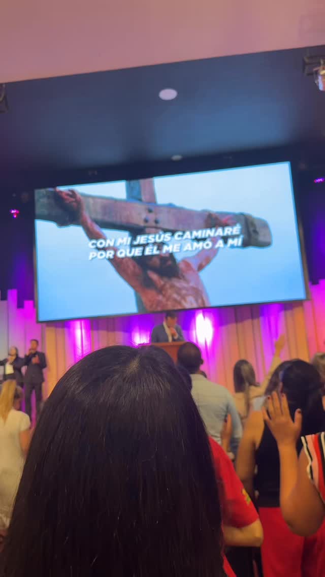 Que Dios esté siempre entre nosotros. En tus proyectos/ en tus relaciones. En tu estudio. En tu deporte. En tus sentimientos. Que siempre estés lleno de prosperidad amor y bendiciones. ♥️🔥 #dios #amor #paz #vida