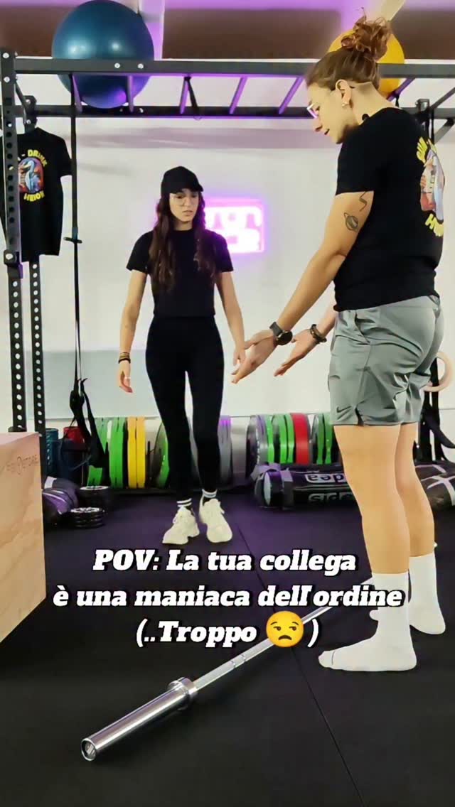Allenamento del giorno: Deadlift
.. se solo riuscissi a riempire il bilanciere 🤦🏼♀️😒
📍Via Sandro Pertini,5 Castello di Cisterna
•
•
#functionaltraining #viral #gymreels #gymlife #viralreels