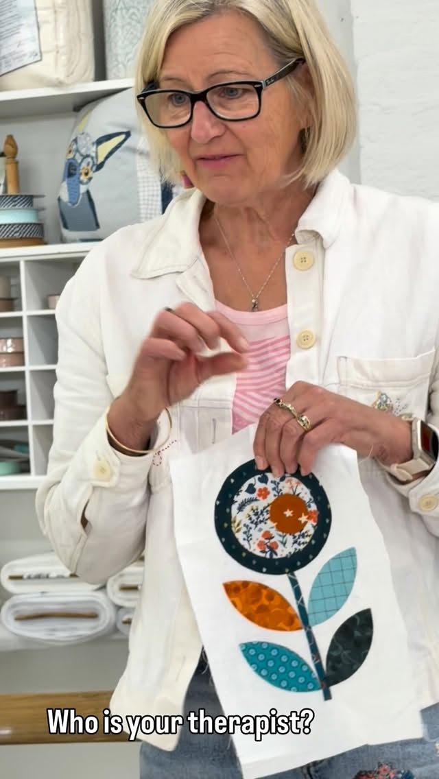 Who needs therapy when you’ve got all of this?
Such a fun day with my Yarralea girls today … I somehow missed filming Anne’s block! Sorry Anne! ❤️
#cuttingcloth #patchwork #quilt #fabricismytherapy #beautifulfabrics